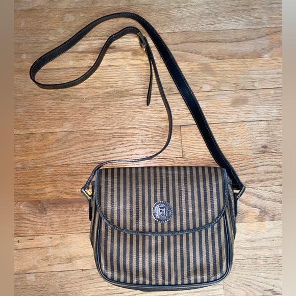 Authentic Vintage Fendi Purse - Picture 1 of 16